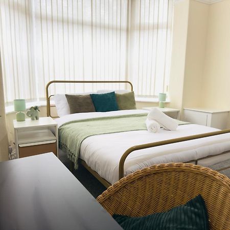 Double Bedroom Near City Center Manchester Ngoại thất bức ảnh